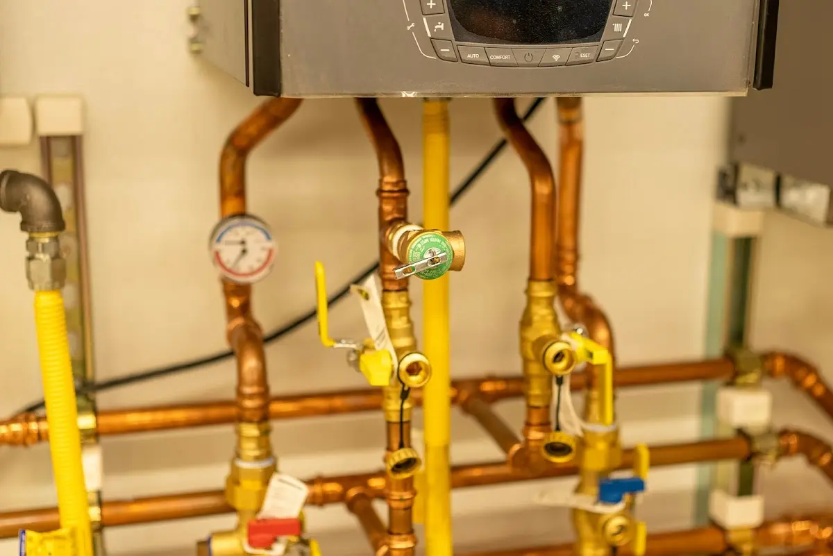 Licensed technician providing Pipe Repair for a homeowner in Mukilteo